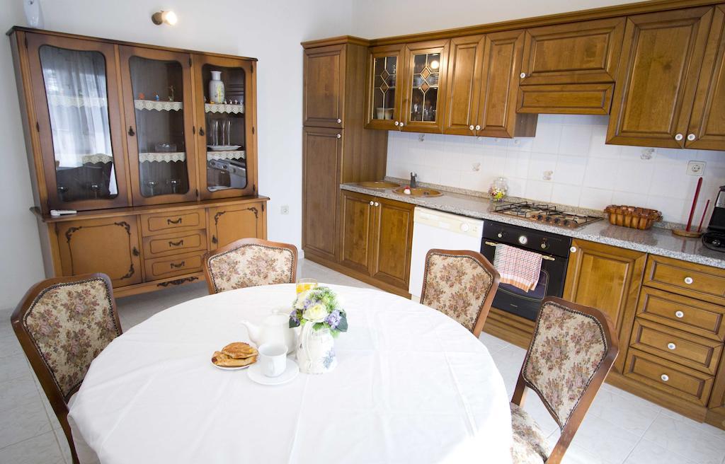 Apartment Pcelica Maja โปดสตรานา ห้อง รูปภาพ